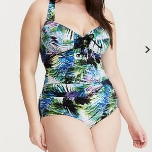 Torrid One piece tropical swimsuit NWT 3X